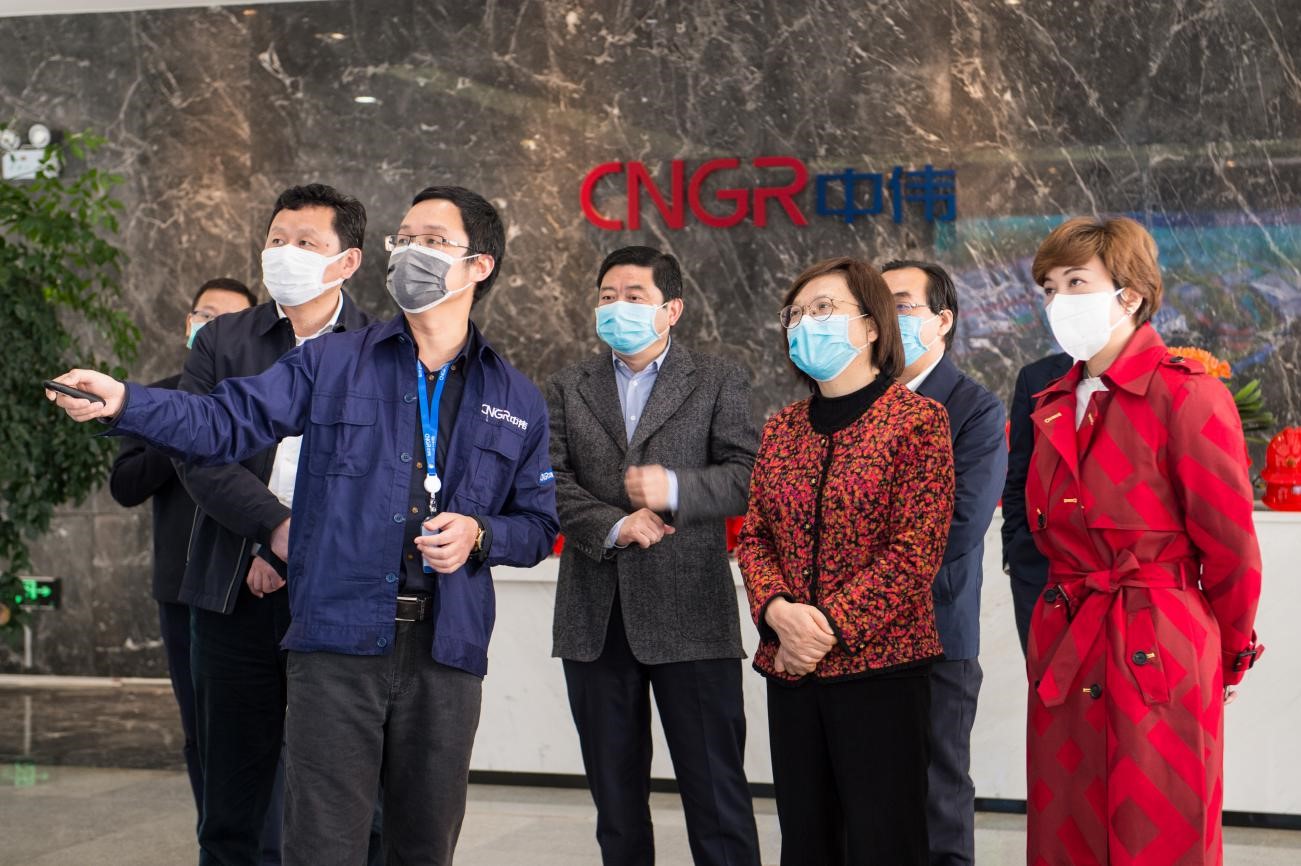 湖南省委常委、常務副省長謝建輝赴中偉視察復工復產工作